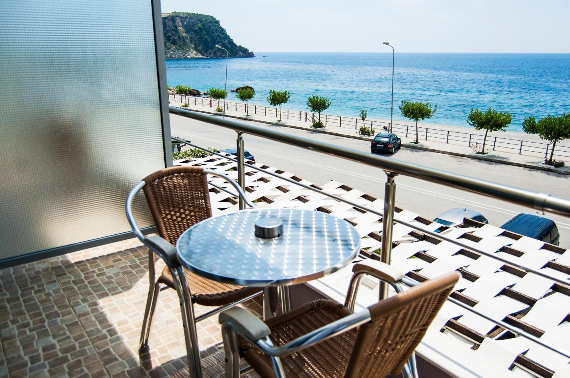 Dhima 3* Himara